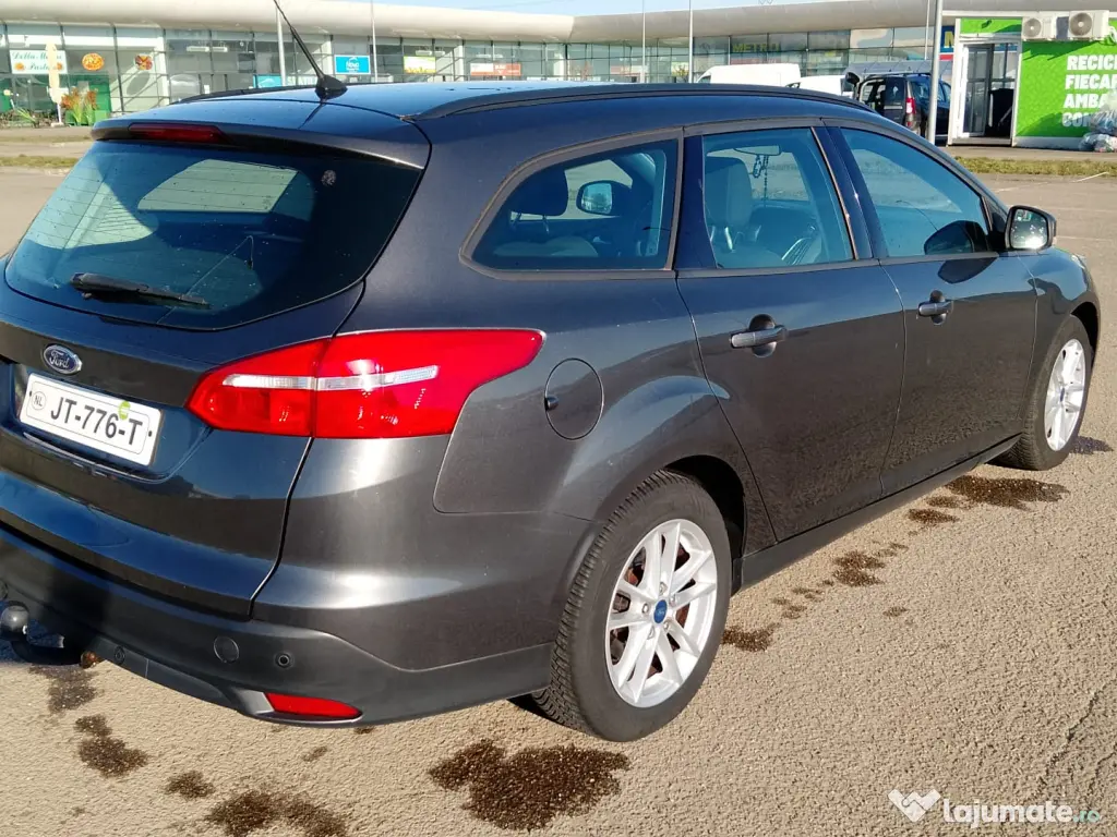 Ford focus trend wagon 2016 