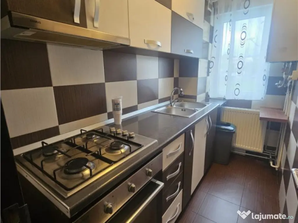 Apartament 2 camere Florilor cu parcare 