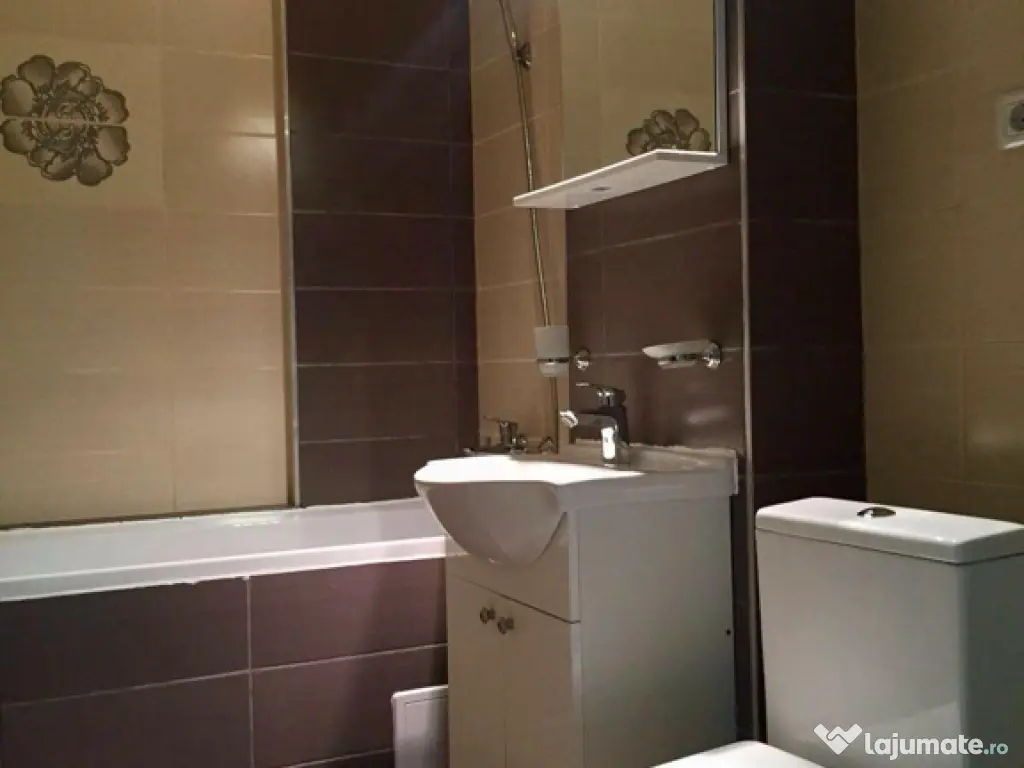 Apartament 2 camere decomandat 