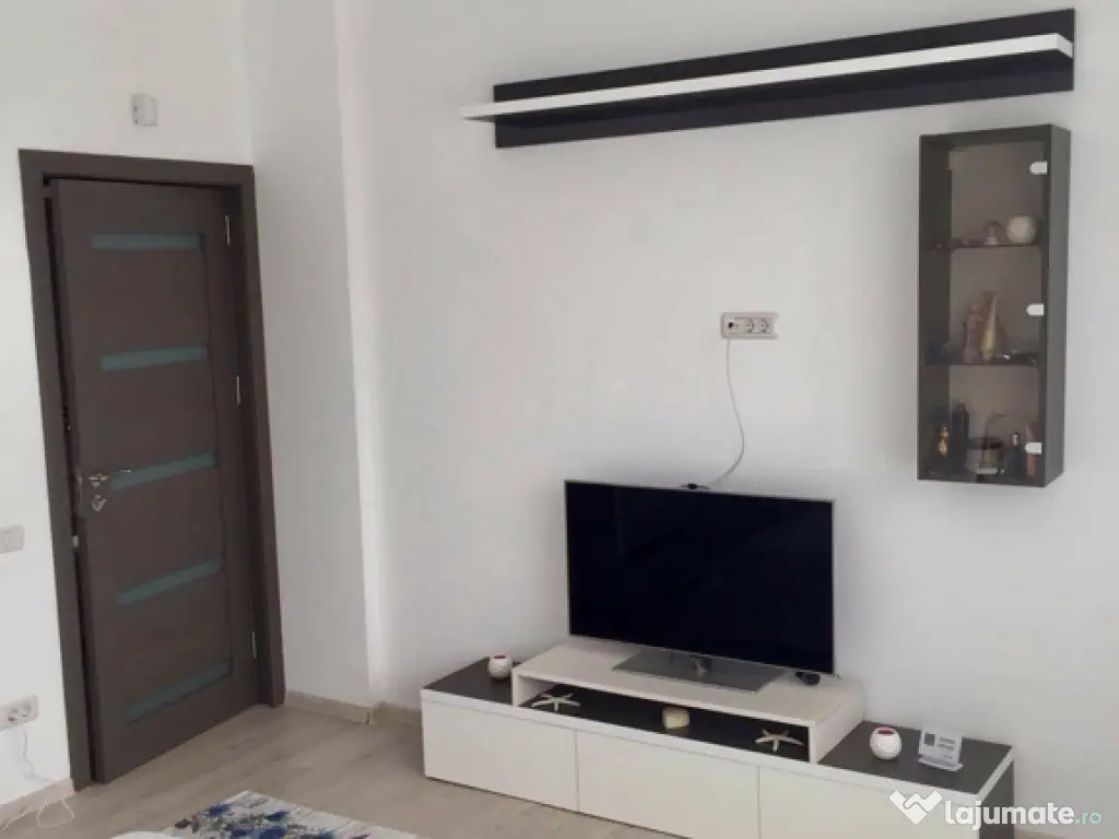 Apartament 2 camere decomandat 