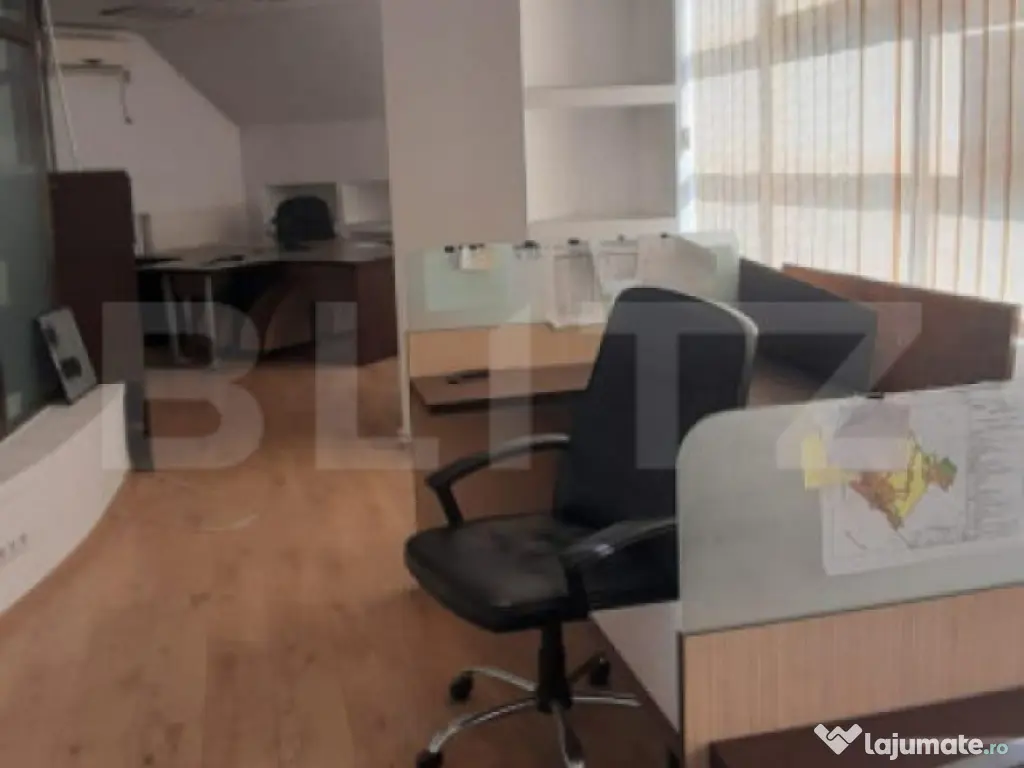 Spatiu prestari servicii, parter, strada principala, 220 mp 