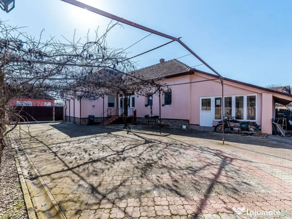 Casa ideală pentru familie: școală la 3 min + anexă p... 