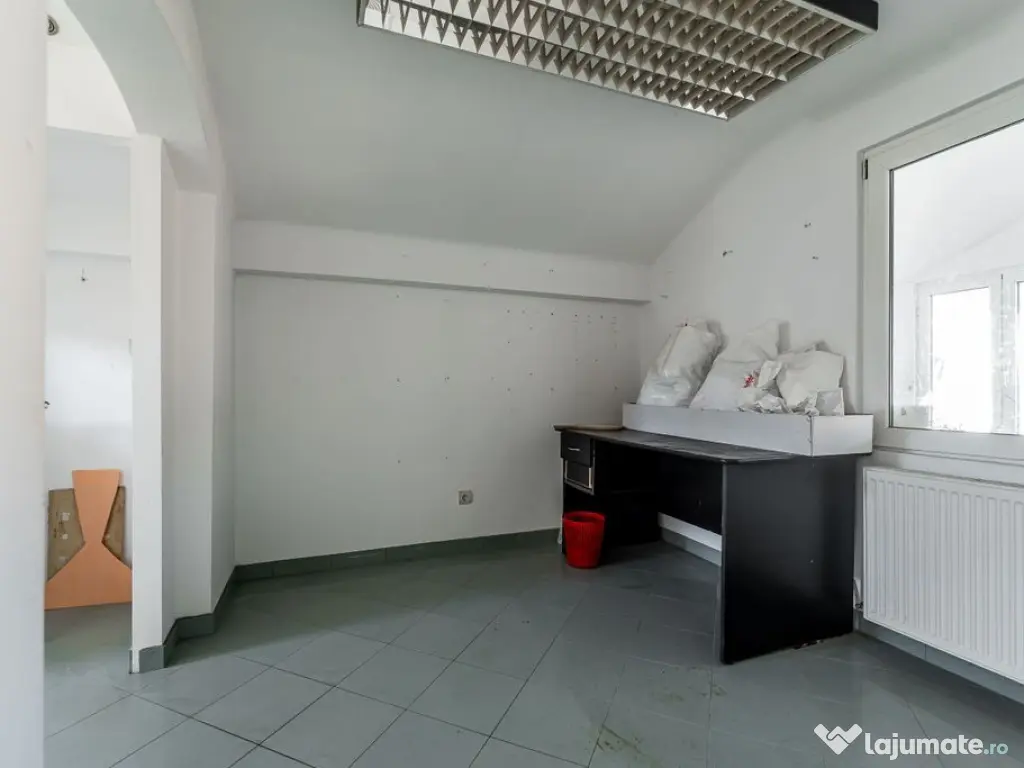 Casa ideală pentru familie: școală la 3 min + anexă p... 