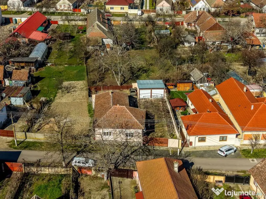 Casa ideală pentru familie: școală la 3 min + anexă p... 