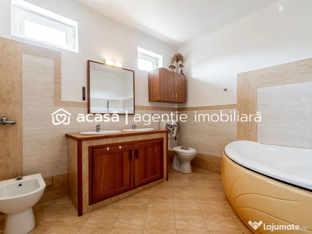 Casa ideală pentru familie: școală la 3 min + anexă p... 