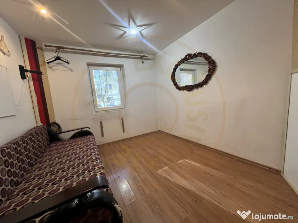 Apartament 3 camere parter zona Exercitiu-Pitesti 0% Comisio 