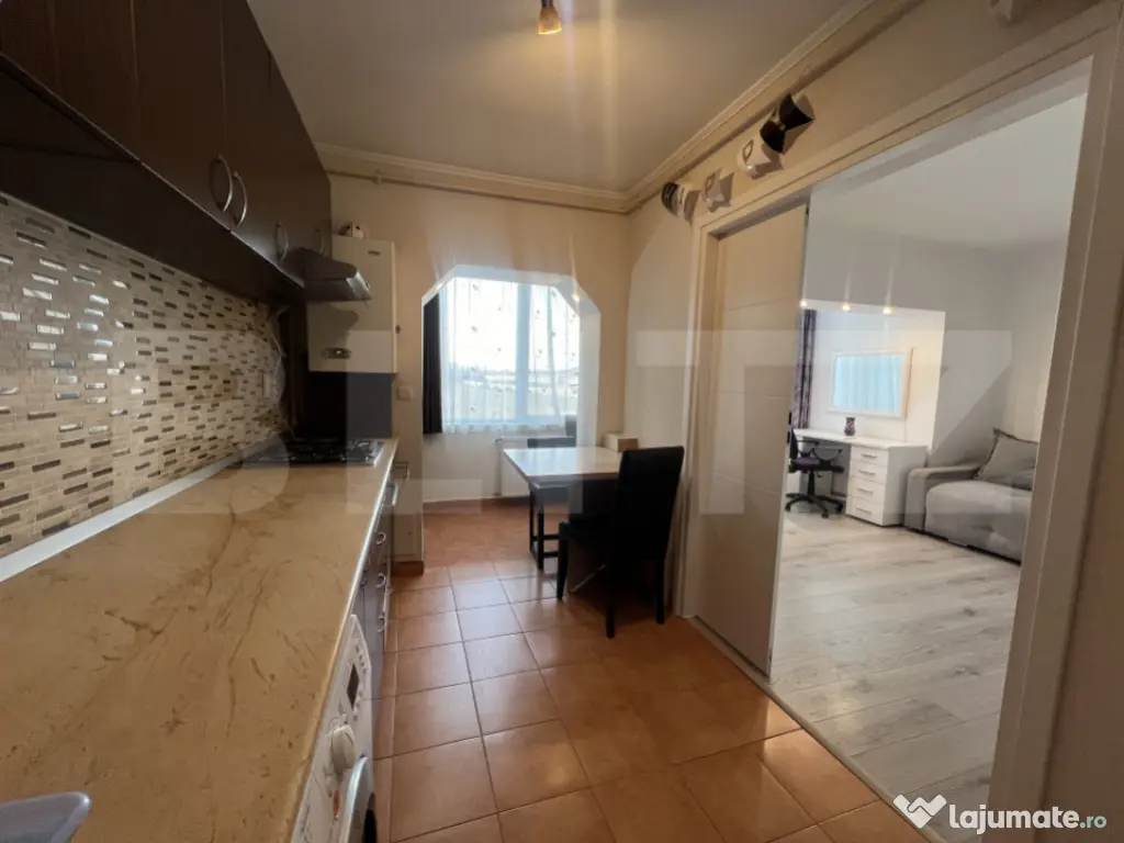 Apartament 3 camere, 60 mp, parcare, zona Sesul de Sus