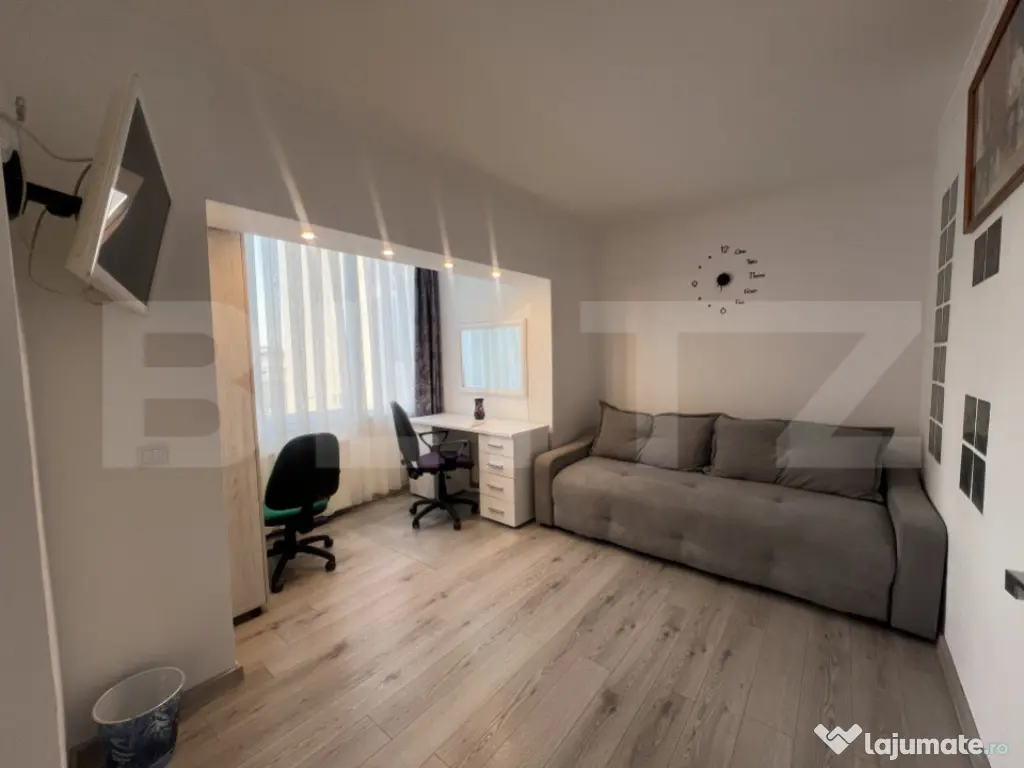 Apartament 3 camere, 60 mp, parcare, zona Sesul de Sus 