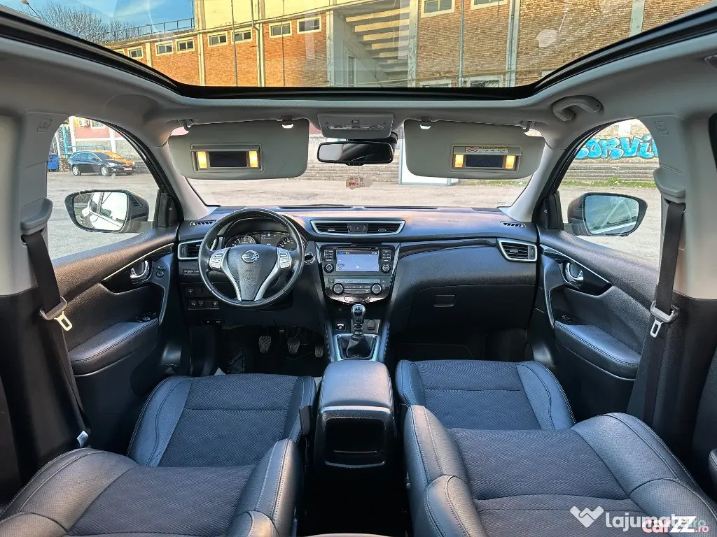 Nissan Qashqai Tekna+*navi*panoramic*benzina*piele*camere 360*BiXenon*2016*E 6 