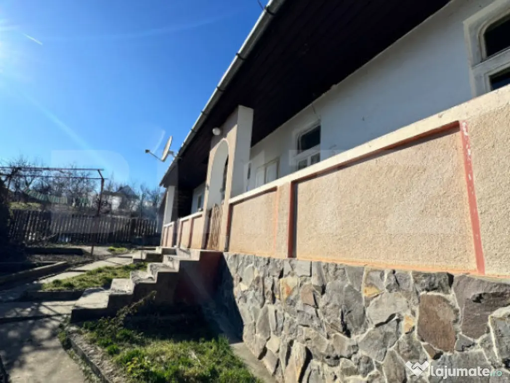 Casa in Voiniceni cu 12 ari de teren! La 7 Km de Tg.Mures! 
