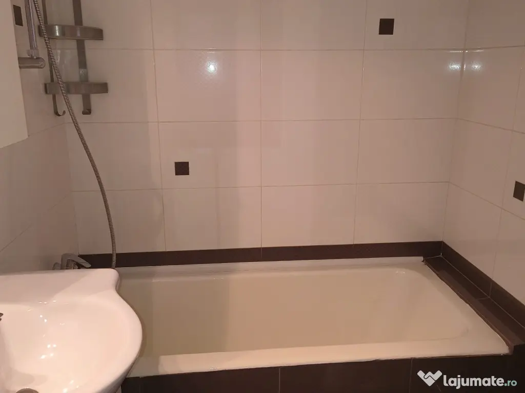 apartament 2 camere de inchiriat bloc Perla-Dorobanti 