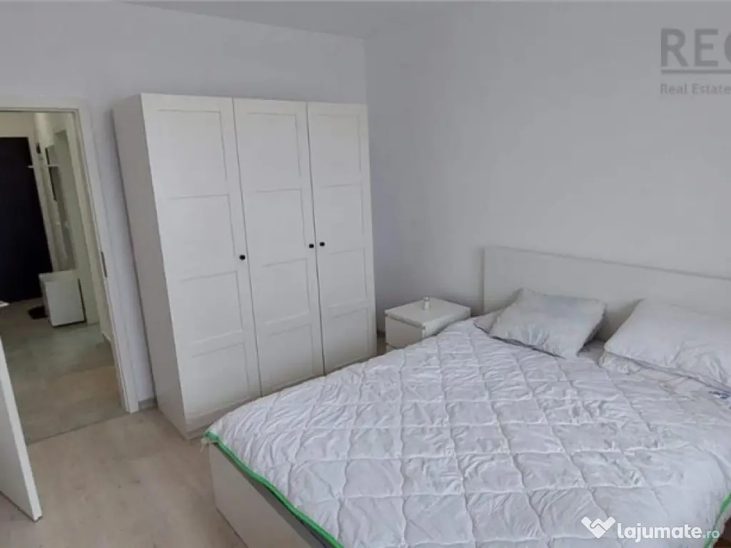 Apartament 2 camere zona Coresi | Loc de parcare 