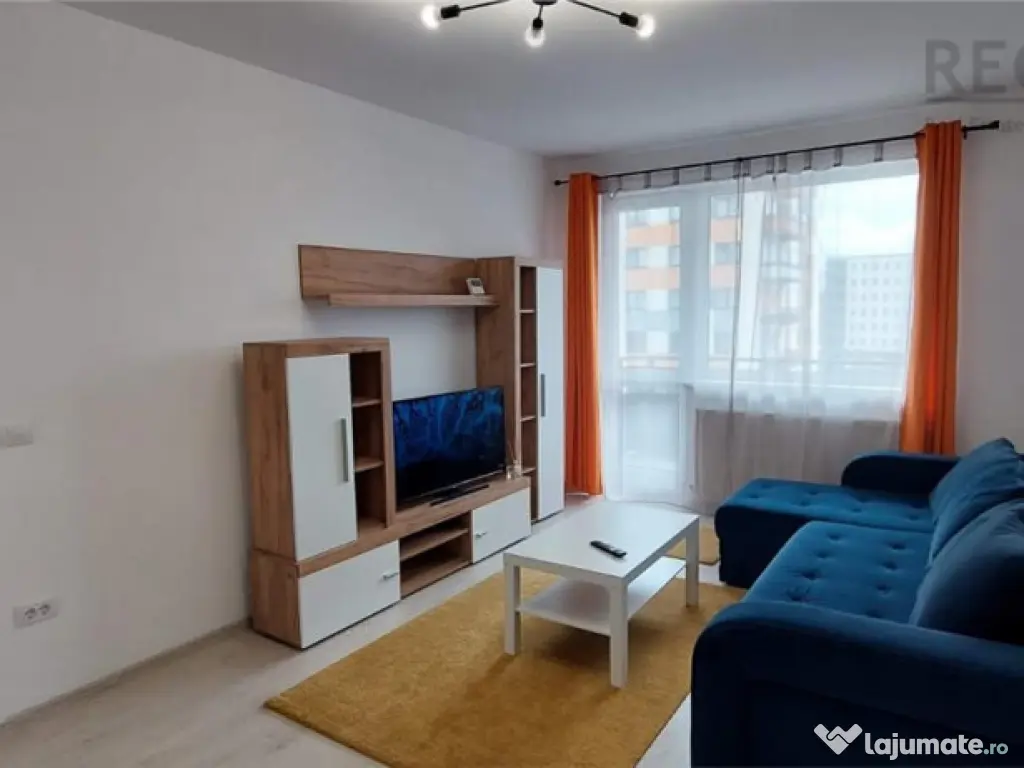 Apartament 2 camere zona Coresi | Loc de parcare 