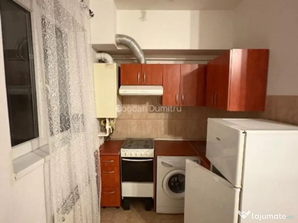 Aparatorii patriei demisol bloc nou 