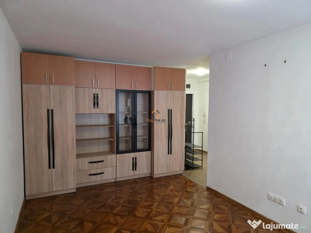 Bloc Nou Toronto cu Loc de Parcare 