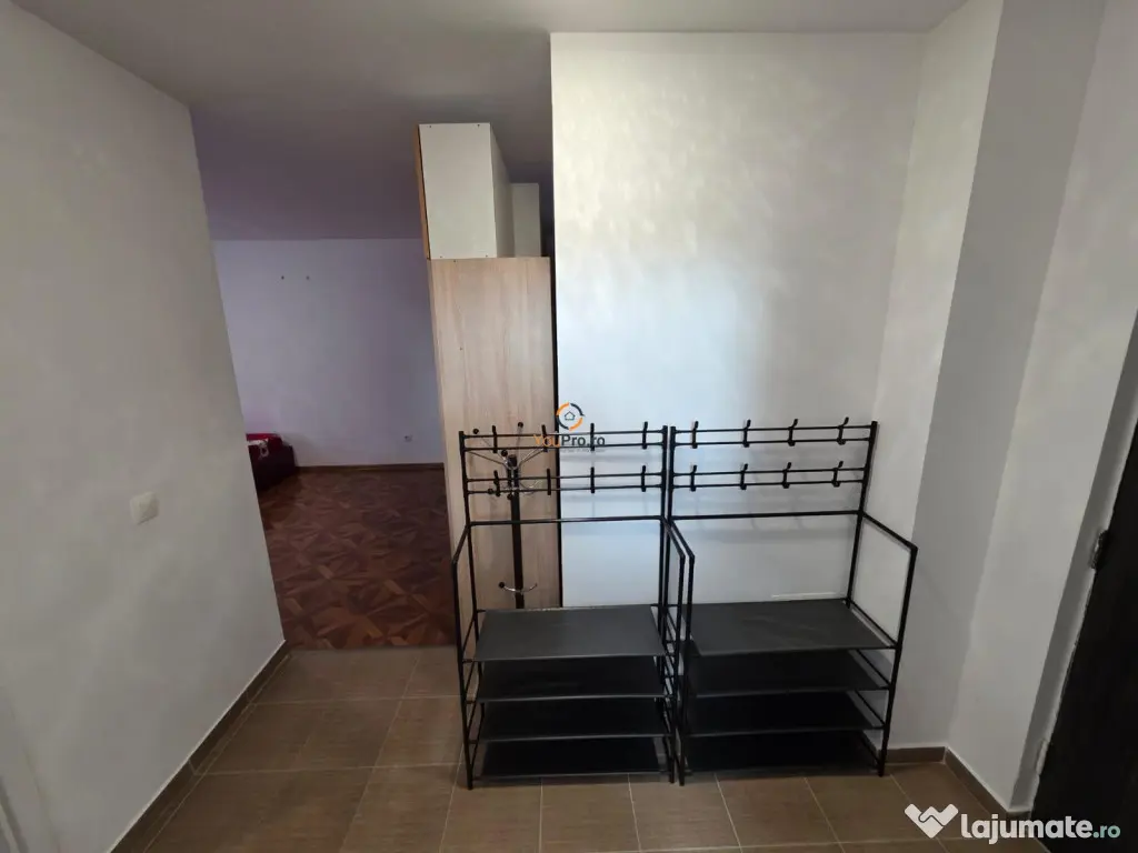 Bloc Nou Toronto cu Loc de Parcare 