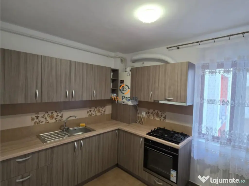 Bloc Nou Toronto cu Loc de Parcare 