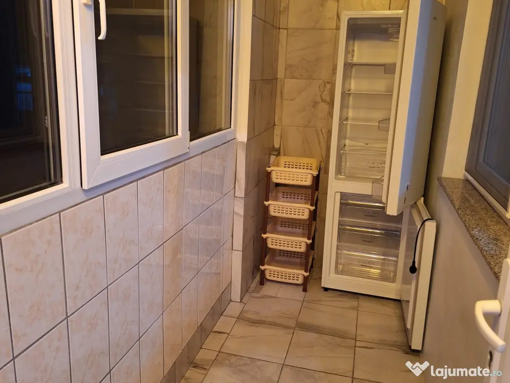 inchiriez garsoniera 