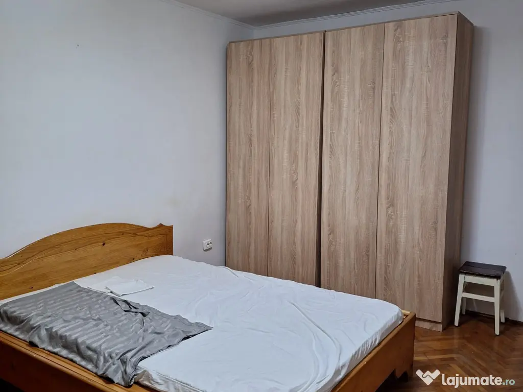 inchiriez garsoniera 