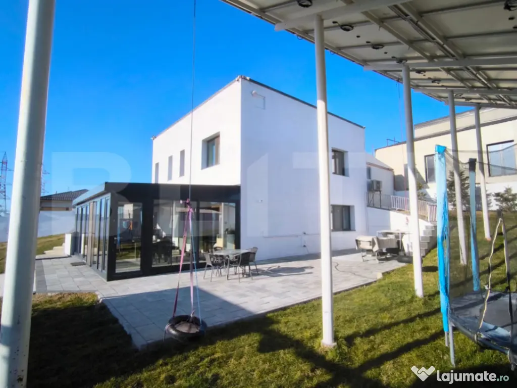 Casa moderna S+P, energy efficient, 180 mp si 1145 mp teren,
