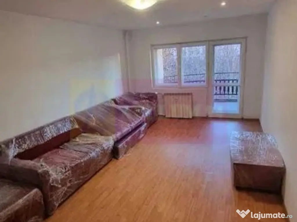 Vanzare apartament de 3 camere bd Unirii, vedere bulevard... 