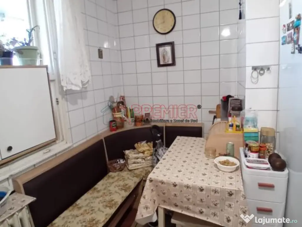 Piata Sudului 3 Camere - Secuilor - Bloc 4 Niveluri 