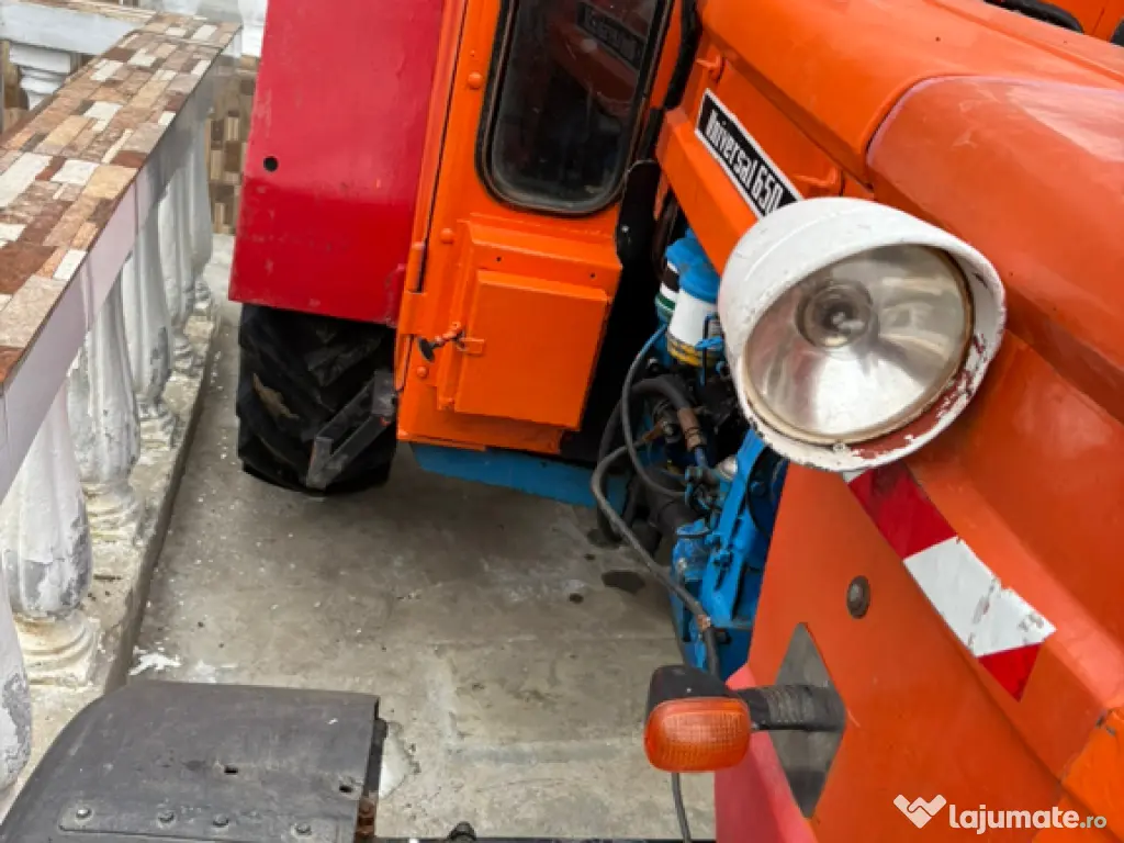 Tractor 650 universal 