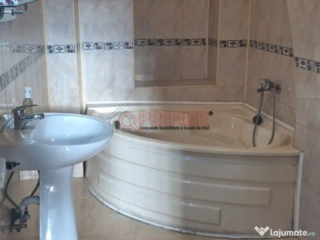 Calea Calarasilor - Traian apartament 4 camere 