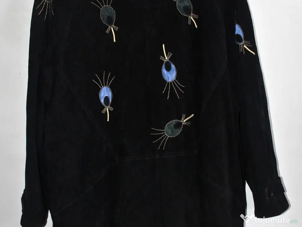 Scurtă superbă piele întoarsă naturala 