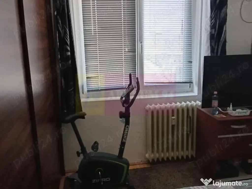 Apartament 3 camere, bloc 1984, piața Delfinului,Mega Mall, 