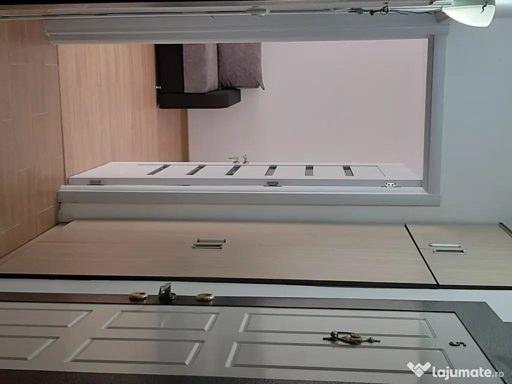 Garsoniera de inchiriat 