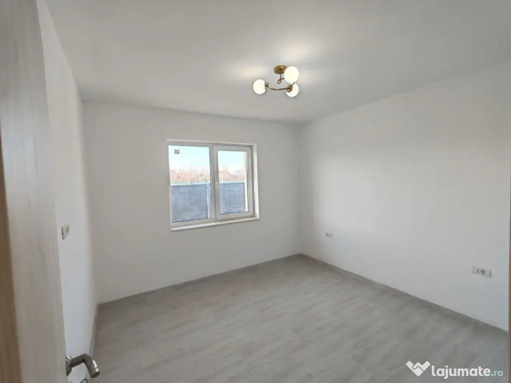 OPORTUNITATE - Casa Individuala Noua 2025 in Sanpetru, Clas 