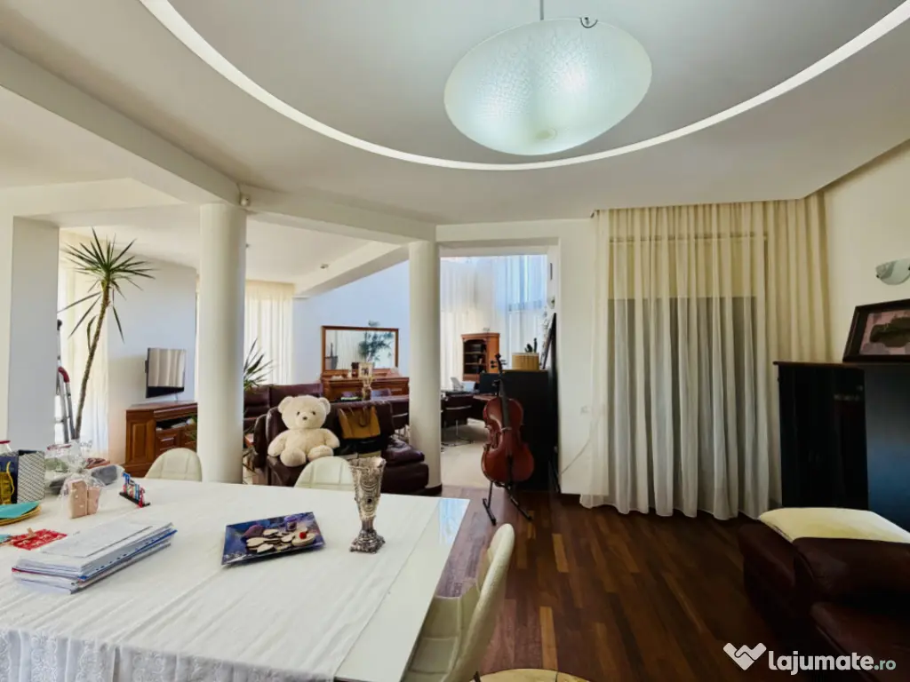 Resedinta excusivista ieșire lac, 582 mp, 550 mp teren, Ros 