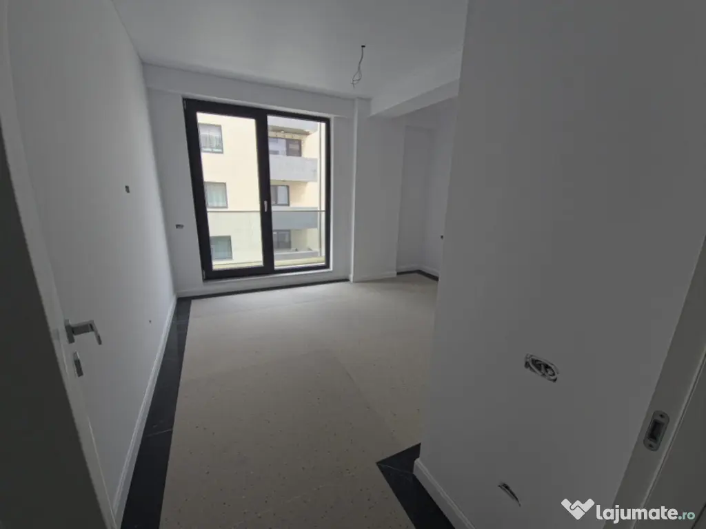 Tomis Plus apartament 2 camere decomandat incalzire pardosea 