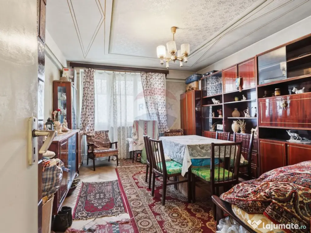 Apartament 2 camere de vanzare in zona Ultracentral, Sebis 