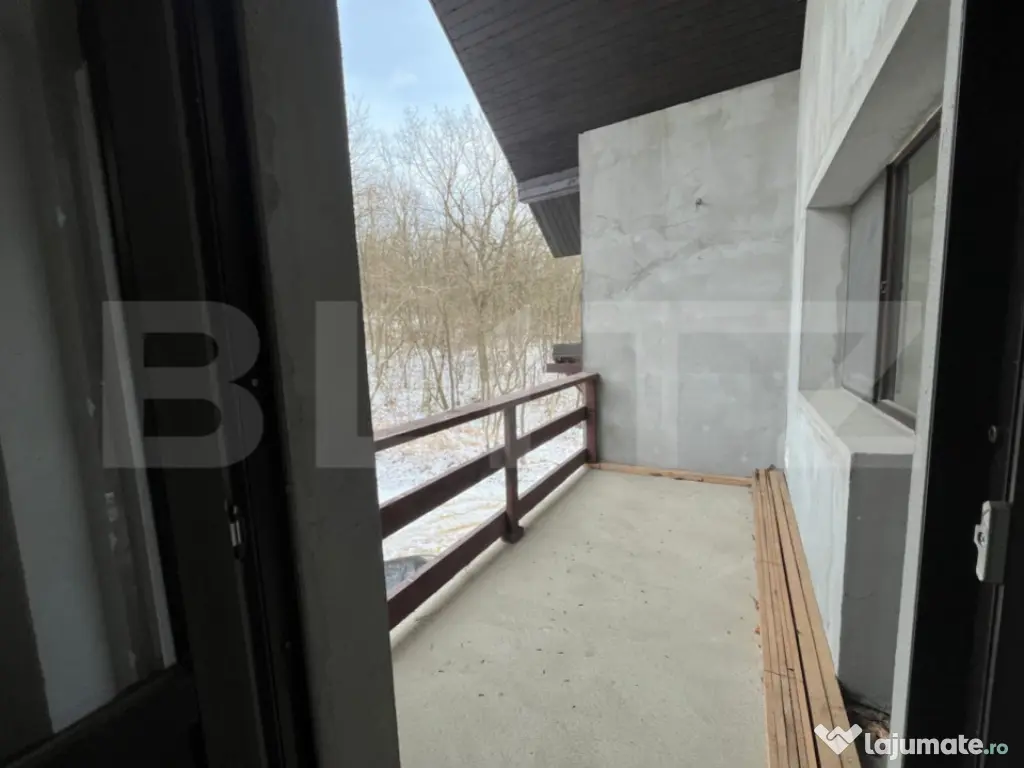 Casa cu etaj si mansarda, 5 camere, zona Santa, Mogosesti