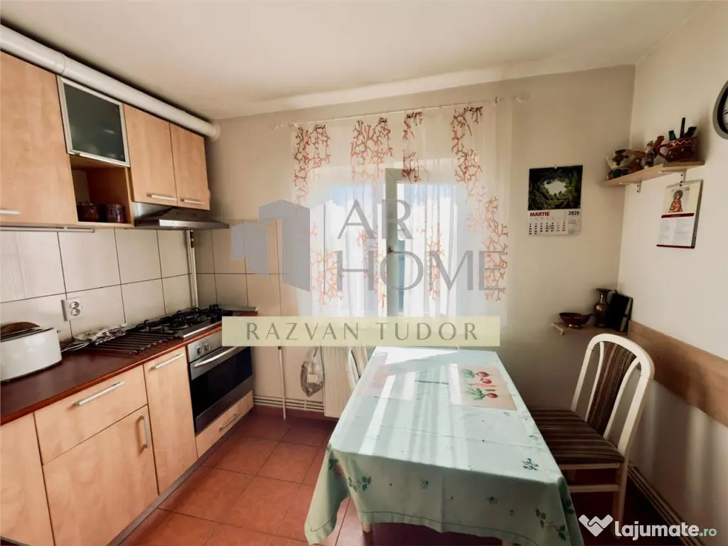 Apartament 3 camere , zona centrala , Ploiesti , mobilat com 