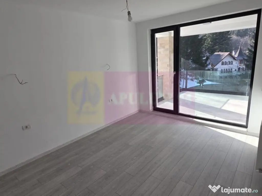 Apartament 3 camere de vânzare la Sinaia 