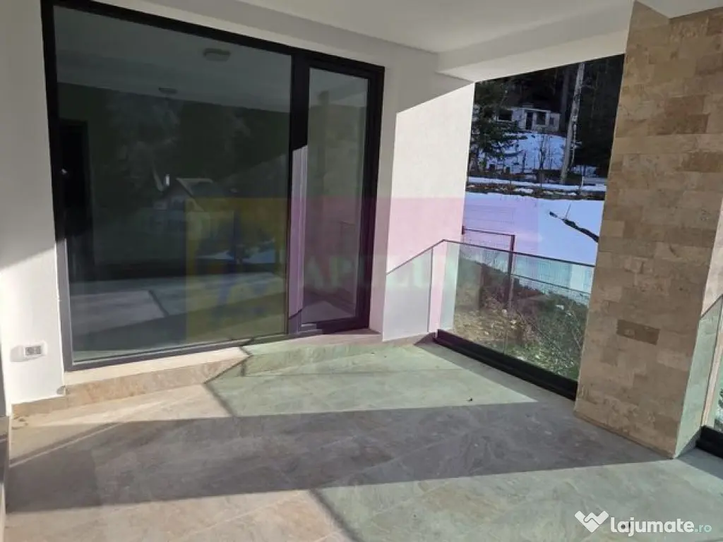 Apartament 3 camere de vânzare la Sinaia 