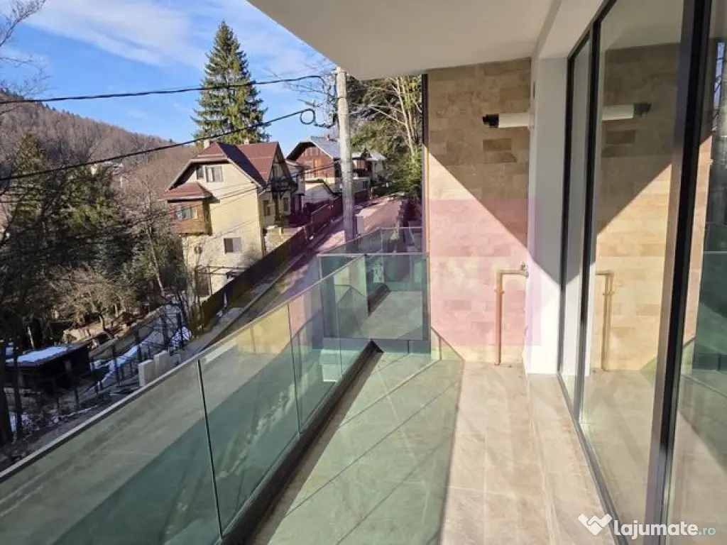 Apartament 3 camere de vânzare la Sinaia 