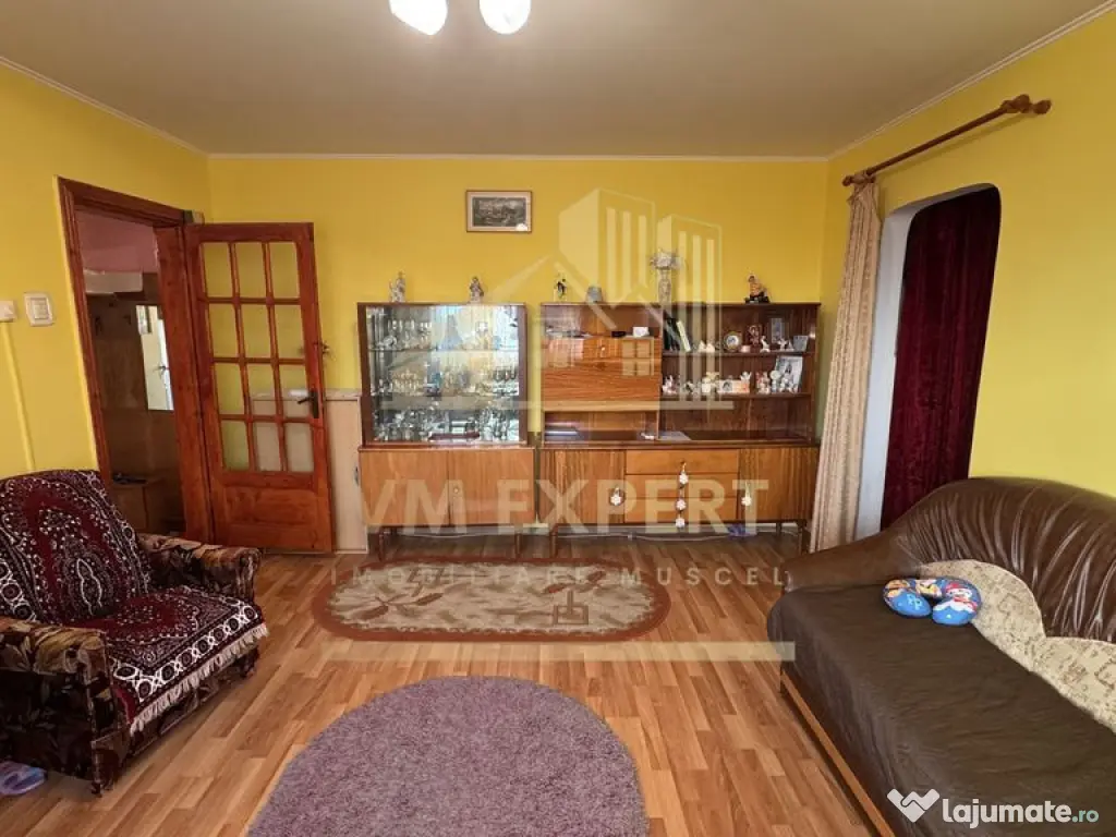 APARTAMENT 2 CAMERE ETAJ 4 VIȘOI CAMPULUNG 