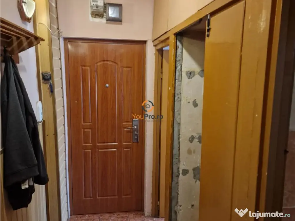 Zona Dacia 2 camere etaj 3 / Iulius Mall 