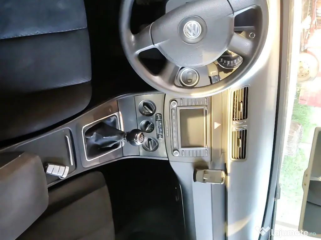 Vând VW Passat din anul 2006 