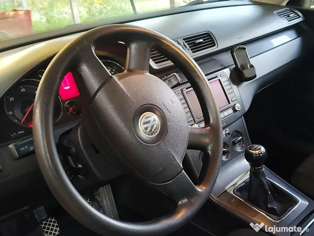 Vând VW Passat din anul 2006 
