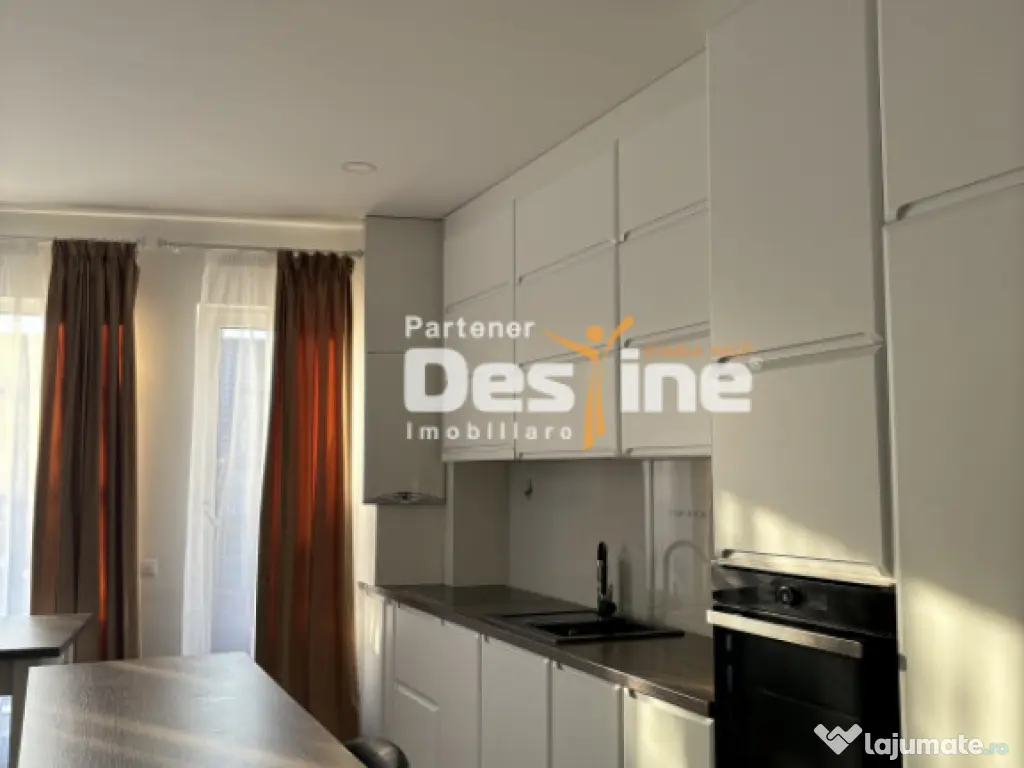 Apartament 2 camere - etaj 2, cu lift, decomandat, mobilat 