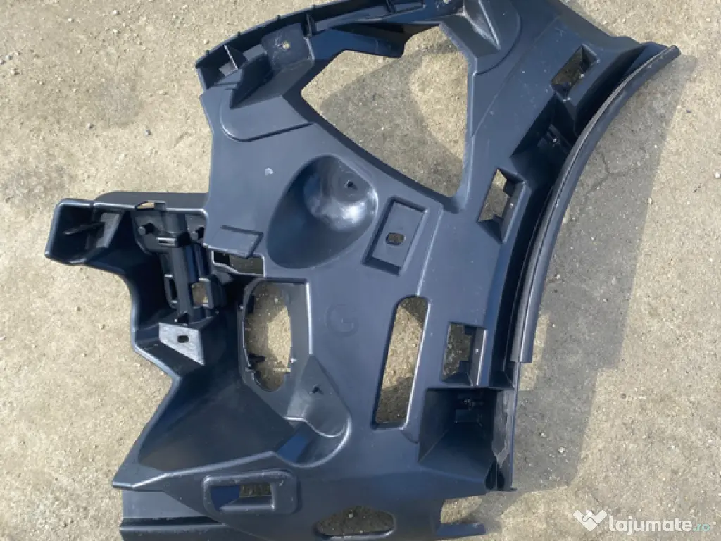 Megane 3 GT - Suport stanga bara proiector ceata 269163115R 