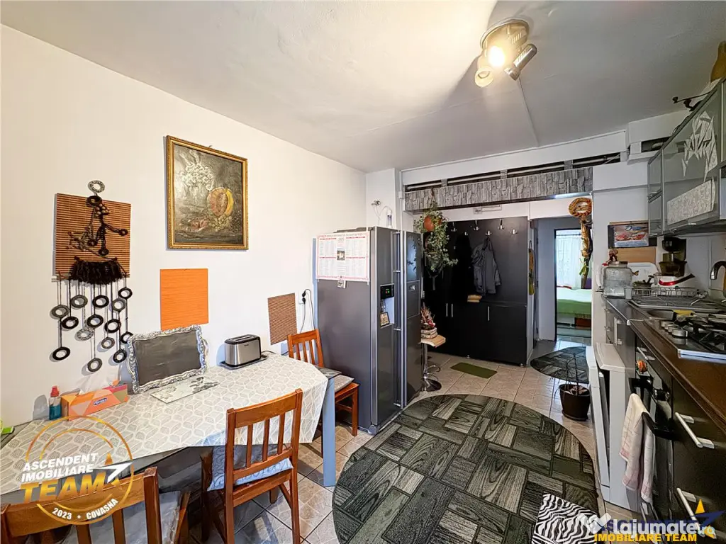 FILMTUR 3D!! Apartament cu 3 camere luminos, loc parcare, zo 