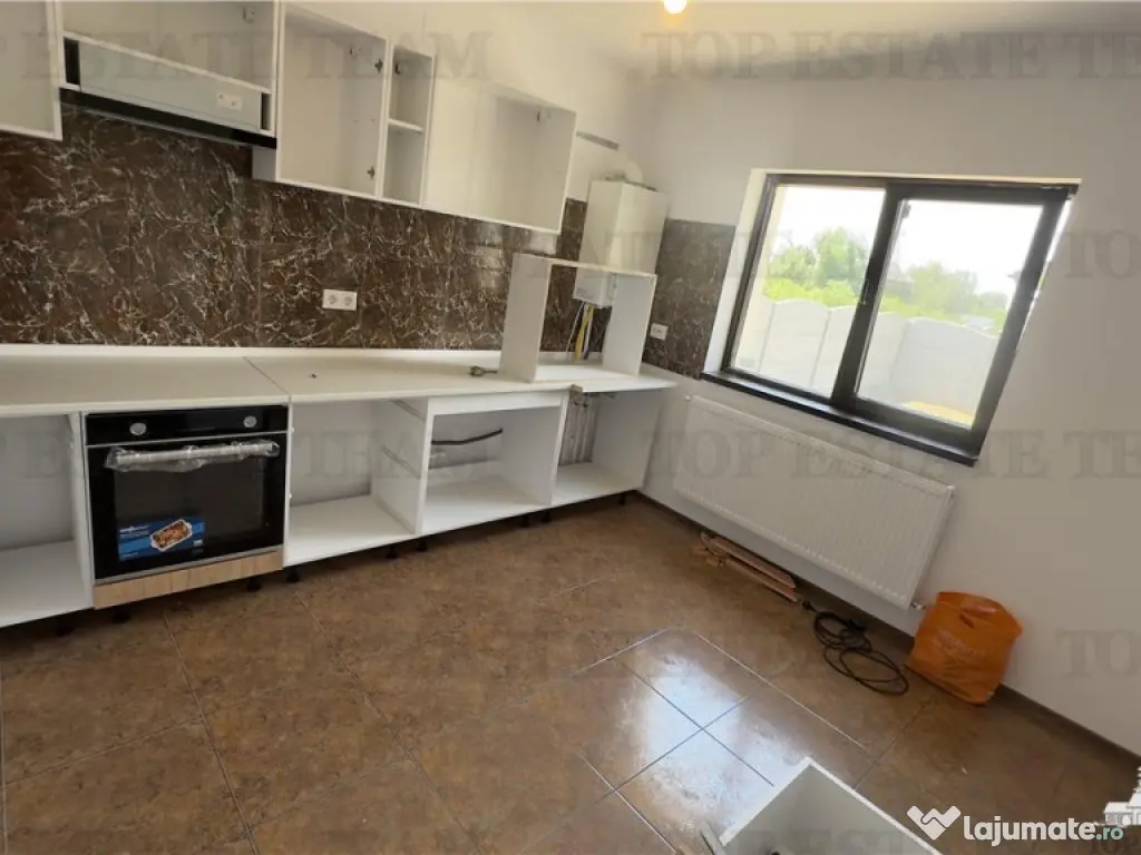 Casa individuala 3 camere pe parter, cu toate utilitatile si 