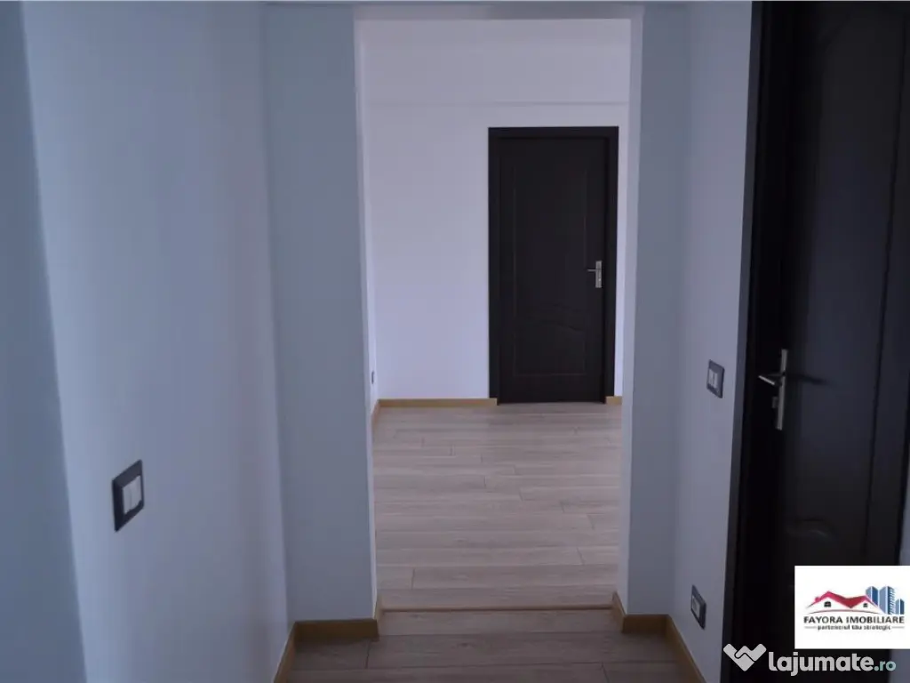 Spatiu Comercial 2 Camere de Inchiriat Zona Ultracentrala 