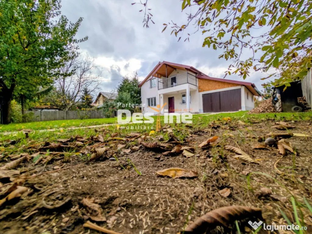 Casă individuală P+M 113 mp + garaj + beci 500 mp teren -